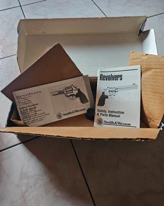 scatola vuota x Smith&Wesson 686-3 