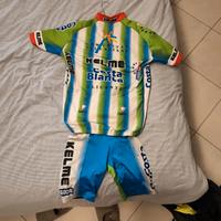 Tuta ciclismo 