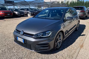 VOLKSWAGEN Golf 1.5 *R-LINE* BlueMotion Technolo