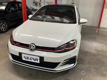 Volkswagen Golf GTI Performance 2.0 245 CV TSI 3p.