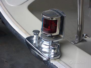 Boston whaler aste luci e fanali