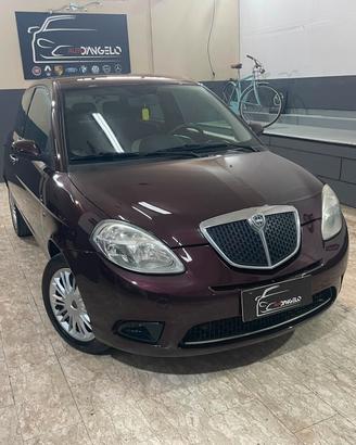 Lancia Ypsilon 1.2 Modamilano