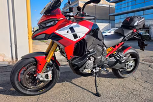 Ducati multistrada v4 pikes  full carbon