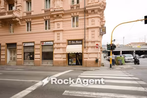 Attività / Licenza di 39 m² con 2 locali a Genova