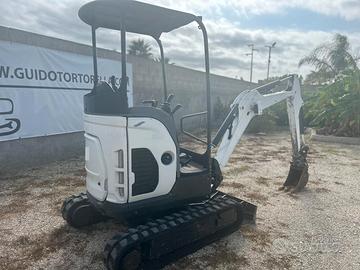 Mini escavatore Bobcat E20