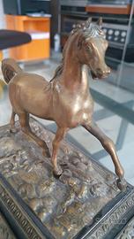 Cavallo fusione in metallo