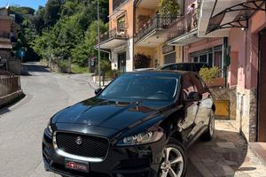 Jaguar F-Pace 2.0 D 180 CV AWD Portfolio, SERVICE 