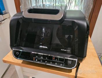 Friggitrice ad aria combinata con grill 