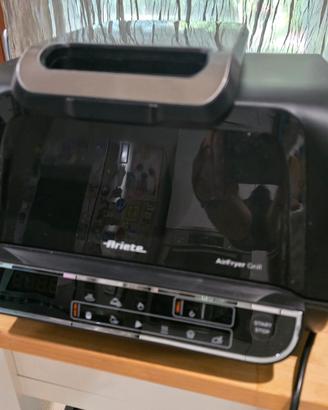 Friggitrice ad aria combinata con grill 