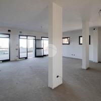 NEGOZIO A CERVIGNANO D'ADDA