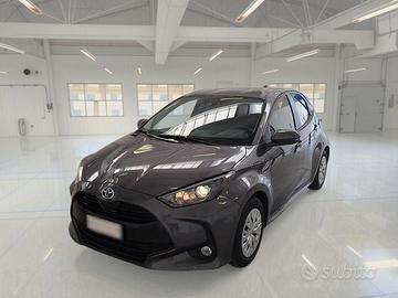 TOYOTA YARIS HYBRID BUSINESS MY21 5 PORTE BERLINA