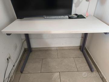 scrivania Moretti compact 