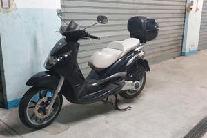 PIAGGIO BEVERLY 250 I.E.