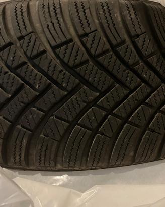 Pneumatici 215 55 R17 Hankook MS Seminuovi
