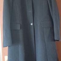 Cappotto nero taglia 46 usato pochissimo