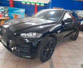 Jaguar F-Pace 2.0 250 CV AWD aut. Chequered Flag