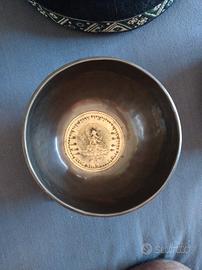 campana tibetana la#  raffigurante Dea Tara 700g