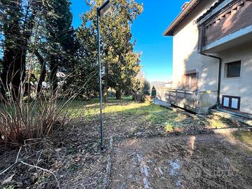 Villa indipendente con giardino a Summonte