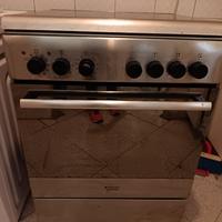 Forno Ariston elettrico cucina 4 fuochi
