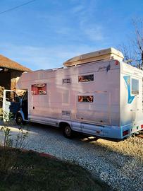 CAMPER RIMOR SU MERCEDES  7 posti -TRATTABILE