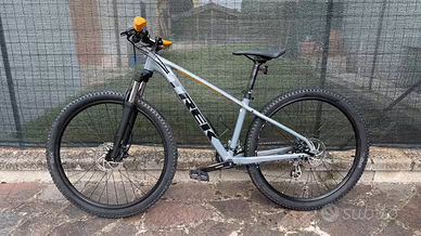 Mountain bike TREK Marlin 6