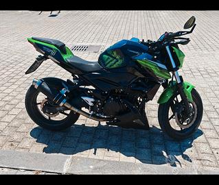  Kawasaki Z 400 