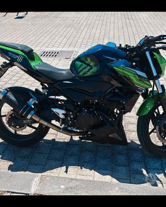  Kawasaki Z 400 