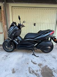 Xmax 300 2019