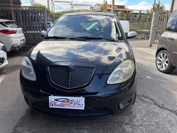Lancia Ypsilon 1.3 MJT 75 CV