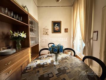 Appartamento a Napoli Via PLINIO 3 locali