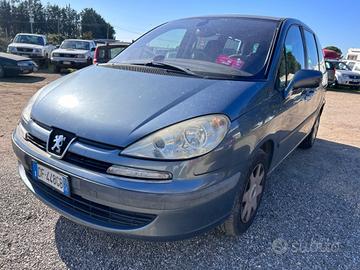 Peugeot 807 2.0 HDi FAP *7 POSTI*