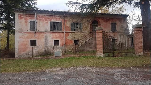 Rustico da ristrutturare con terreno - Vista 3