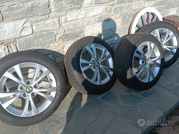 4 cerchi gommati kleber per Giulietta.ottime