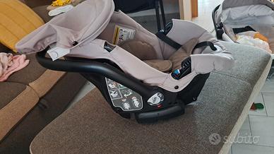 Ovetto/seggiolino neonato