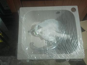 Lavandino a una vasca in fragranite