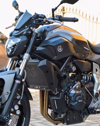 Yamaha MT 07 A2