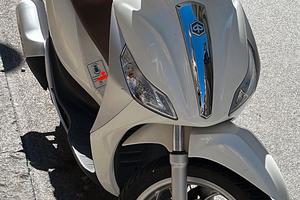piaggio medley 125