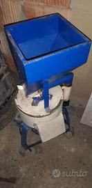 Mulino macine a pietra 