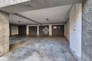 AUTORIMESSA A AZZANO SAN PAOLO