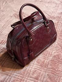 Borsa in vernice prugna