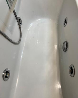 vasca idromassaggio completa