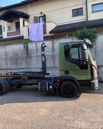 Iveco 100 ql con gancio o altro allestimento