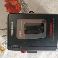 mini registratore a cassette Panasonic 