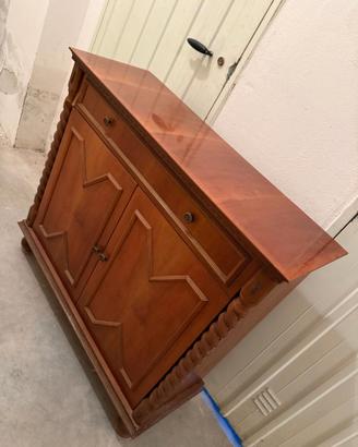 Credenza / Mobile Contenitore --- Stile Classico -