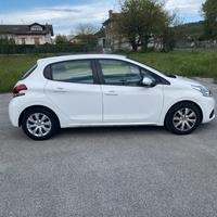 Peugeot 208 Active 09-2017