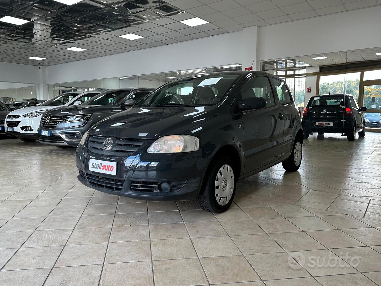VOLKSWAGEN Fox