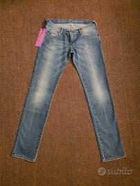 Jeans 0/Zero Construction 