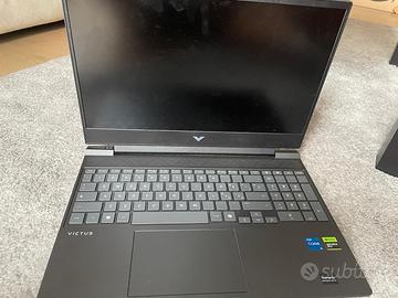 HP Victus 15 RTX 5050 – 16GB RAM – Come Nuovo