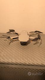 DJI Mini 2  ( con Assicurazione ) Fly More Combo