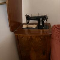 Macchina da cucire Necchi